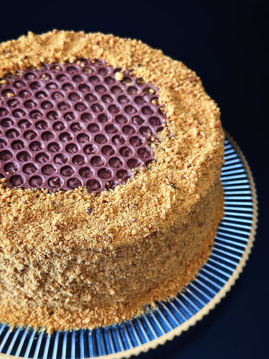 Miodownik | Tradycyjny tort miodowy z kremem