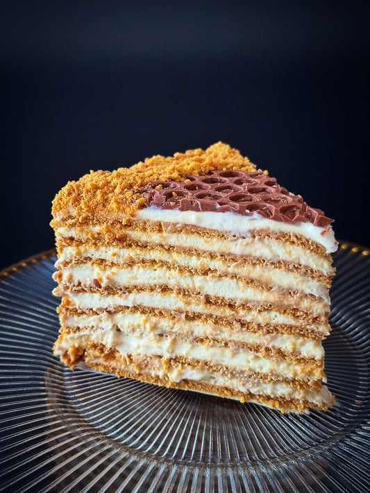 Miodownik | Tradycyjny tort miodowy z kremem